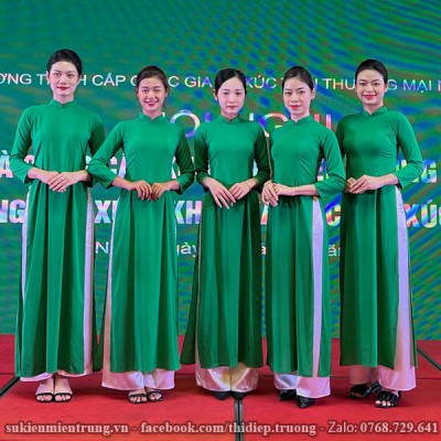 Áo dài Xanh rêu quần trắng