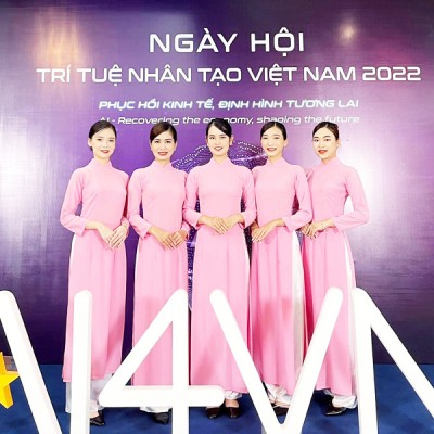Áo dài Hồng phấn quần trắng