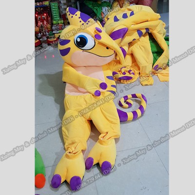 Mascot khủng Long vàng